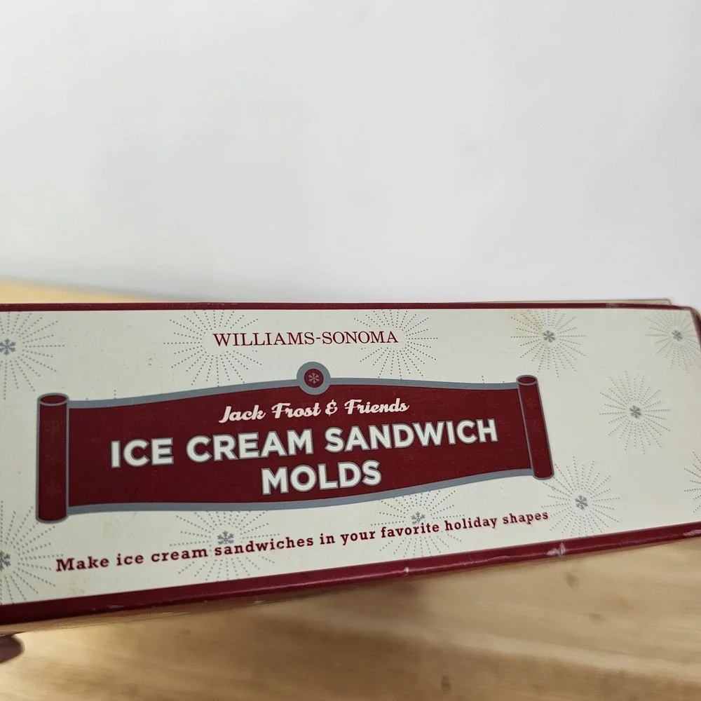 Williams Sonoma Ice‎ Cream Sandwich Molds Set Gingerbread Man Snowman Snowflake